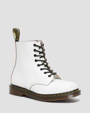 White Dr Martens 1460 Vintage Made in England Lace Up Boots (Quilon) Boots | BA06-F0QF