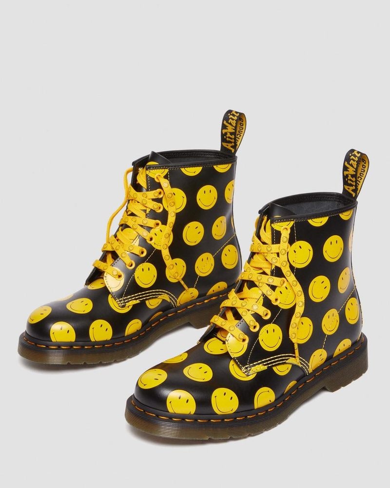 Black Dr Martens 1460 Smiley Smooth Leather Lace Up Boots (Smooth Leather) Boots | WJ75-T3SA