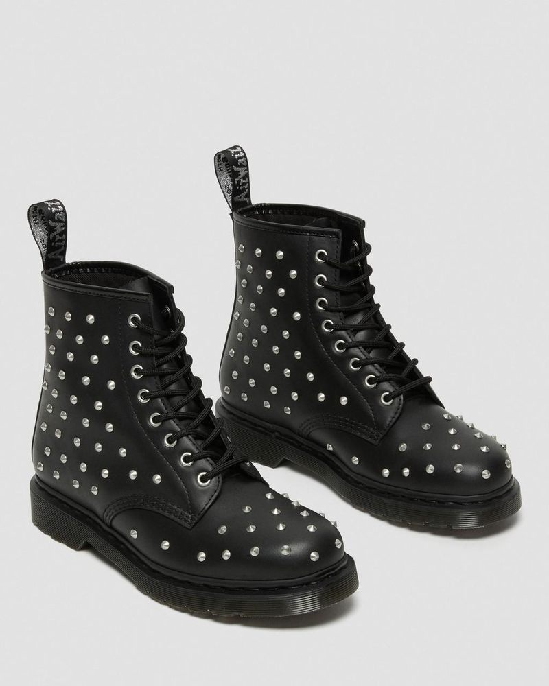 Black Dr Martens 1460 Stud Wanama Leather Lace Up Boots (Wanama) Boots | AZ26-P1GR