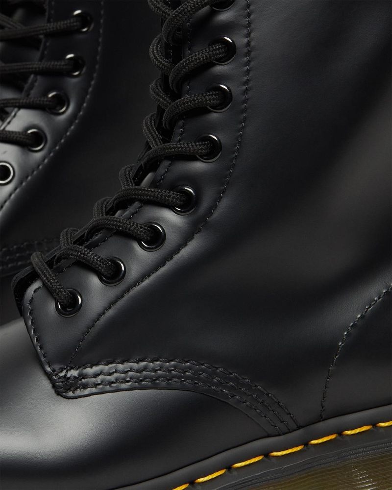 Black Dr Martens 1460 - Smooth Leather Lace Up Boots (Smooth Leather) Boots | CI21-A8OD