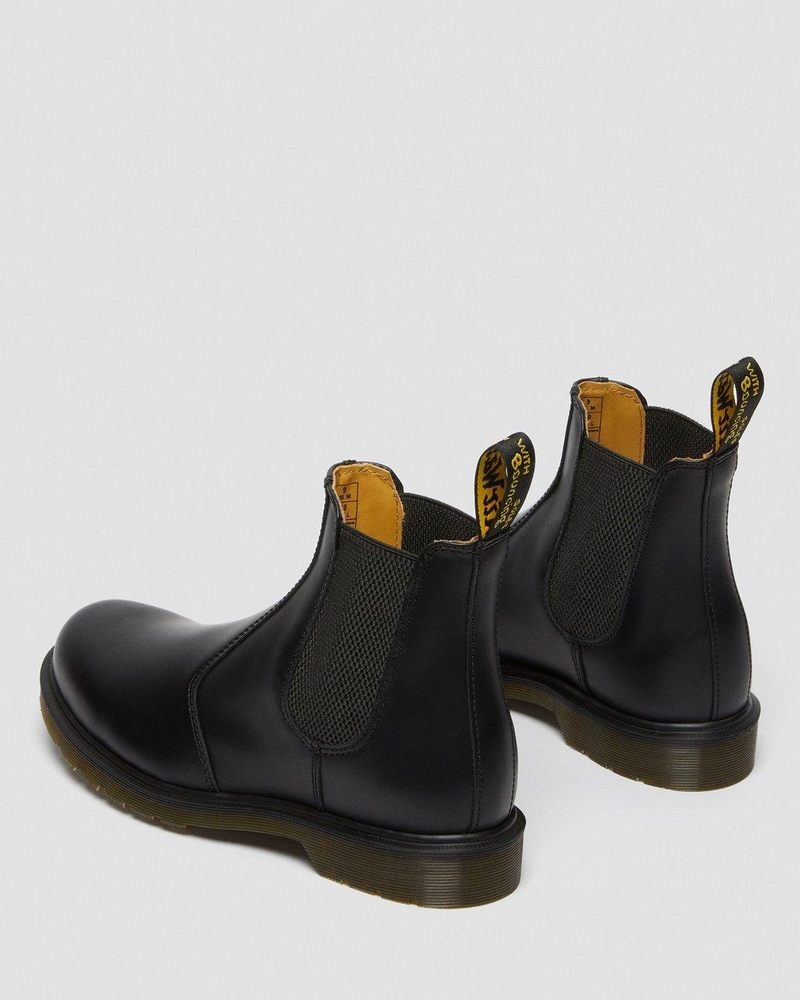 Black Dr Martens 2976 Smooth Leather Chelsea Boots (Smooth Leather) Boots | WX09-H3KR