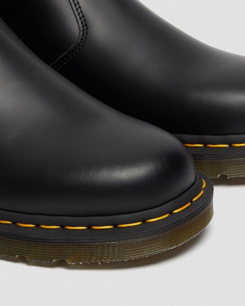 Black Dr Martens 2976 Yellow Stitch Smooth Leather Chelsea Boots (Smooth Leather) Boots | NQ57-H1LI