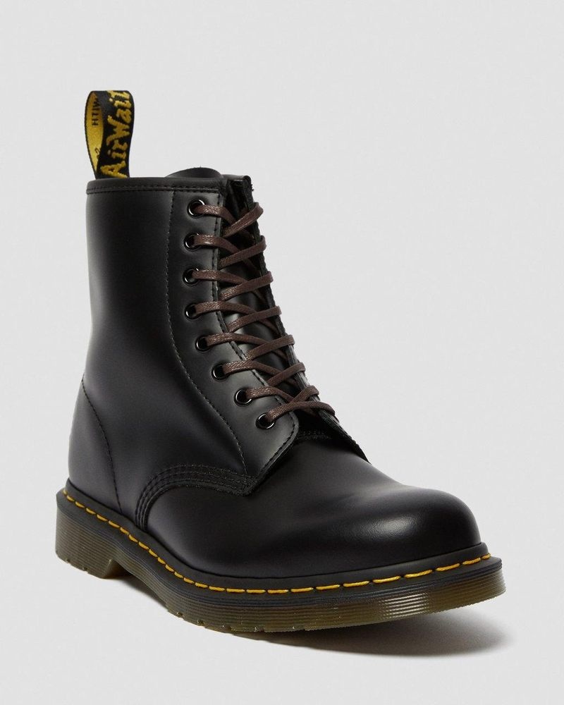 Brown Dr Martens 55 Inch Waxed Flat Shoe Laces (8-10 Eye) (Tetoron) Shoe Laces | JE29-W0VP