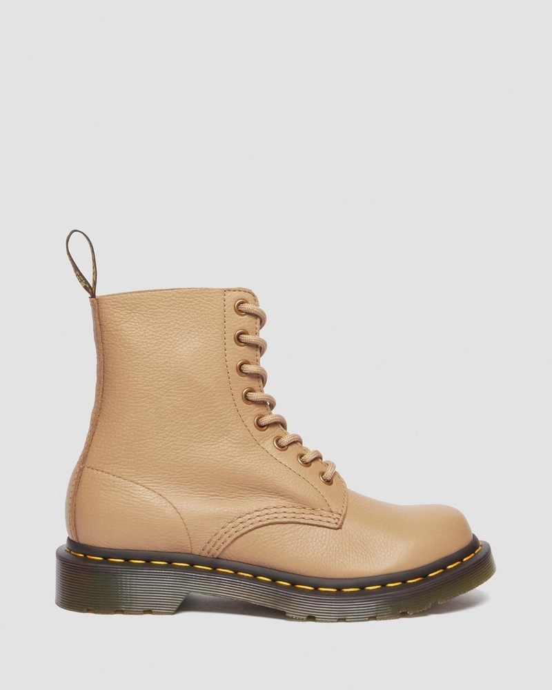 Savannah Tan Dr Martens 1460 - Pascal Virginia Leather Boots (Virginia) Boots | XY62-R2OH