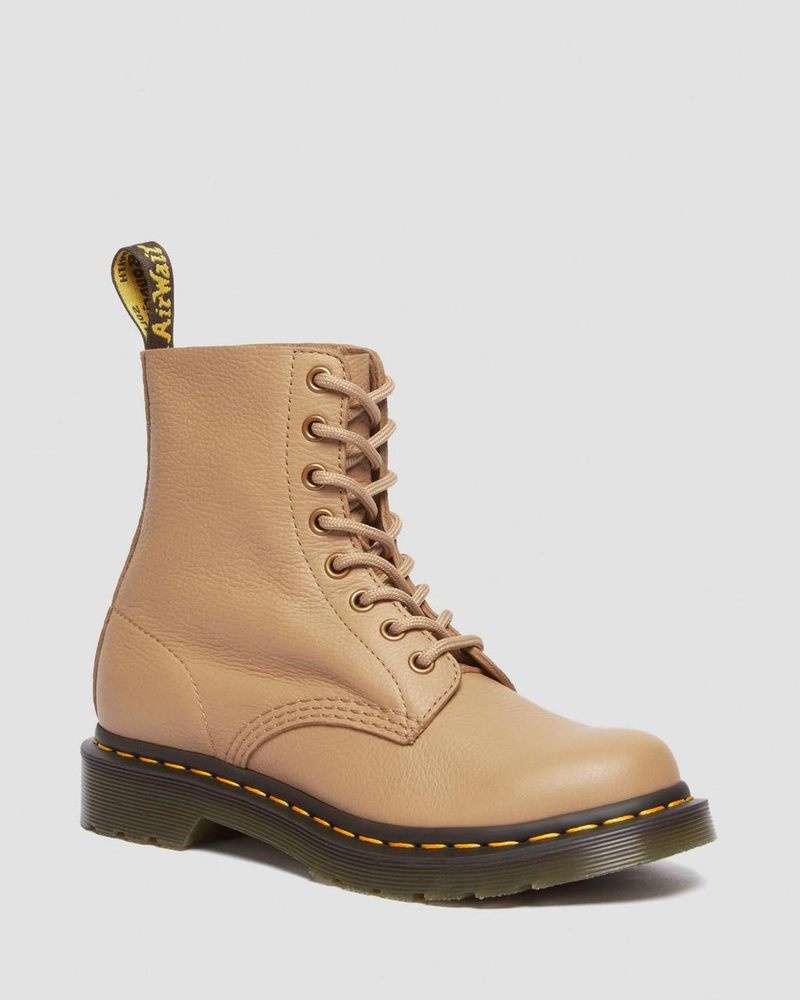 Savannah Tan Dr Martens 1460 - Pascal Virginia Leather Boots (Virginia) Boots | XY62-R2OH