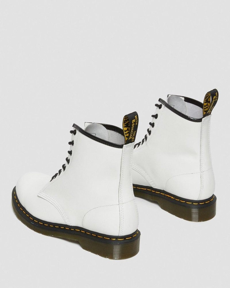 White Dr Martens 1460 Smooth Leather Lace Up Boots (Smooth Leather) Boots | DV21-D6AV