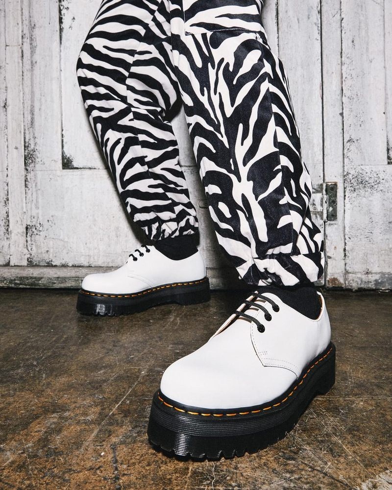 White Dr Martens 1461 Smooth Leather Platform Shoes (Polished Smooth) Platforms | DN87-Y1SJ