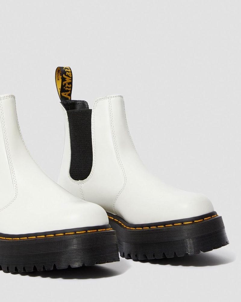 White Dr Martens 2976 Smooth Leather Platform Chelsea Boots (Smooth Leather) Platforms Boots | KH65-N6MI