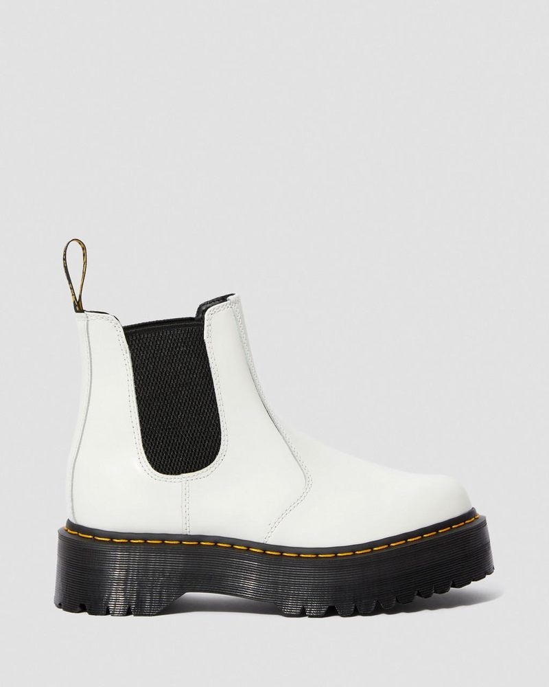 White Dr Martens 2976 Smooth Leather Platform Chelsea Boots (Smooth Leather) Platforms Boots | KH65-N6MI